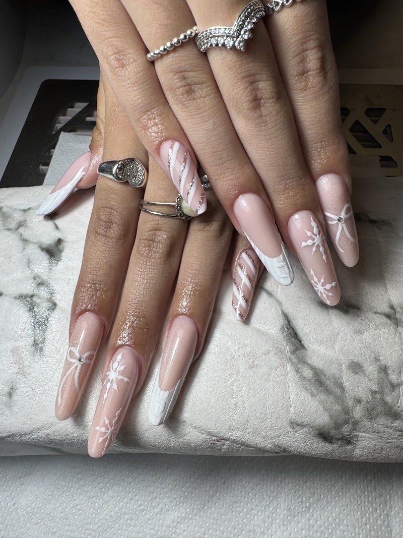 EMME NAILS studio — estetista a Enna