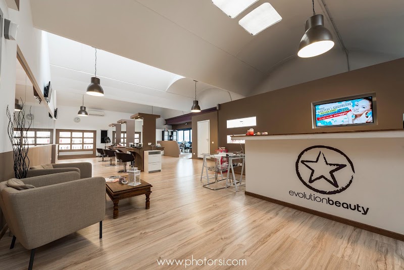 Evolution beauty — estetista a Seveso