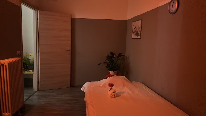 Centro Massaggi Orientale Tuina Angel — estetista a Como