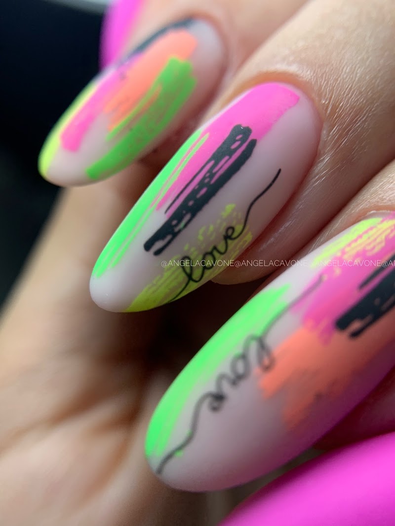 NAILS di Angela Cavone — estetista a Bari