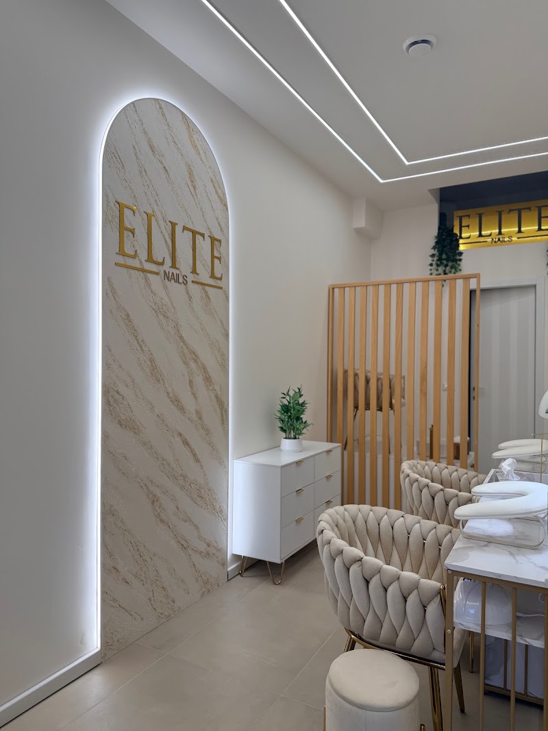 Elite Nails — estetista a Monterotondo