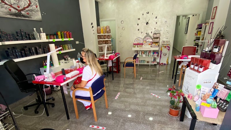 Elanails & Beauty — estetista a Ciampino