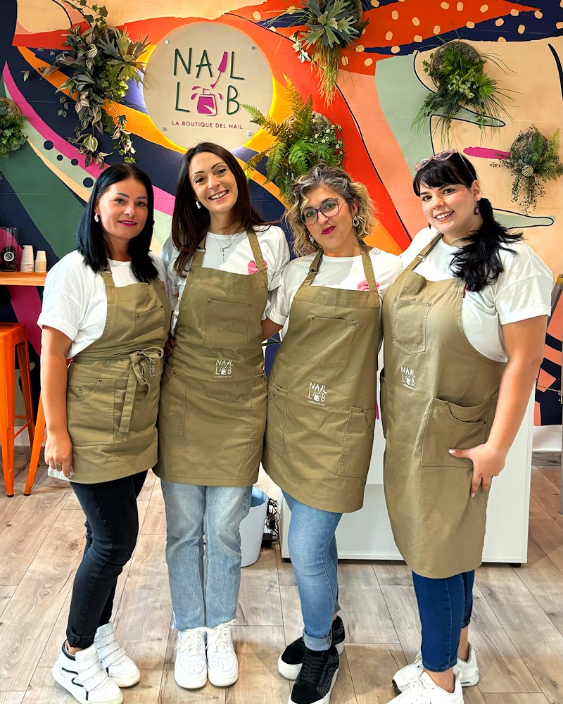 Nail Lab - la boutique del nail — estetista a Albano Laziale