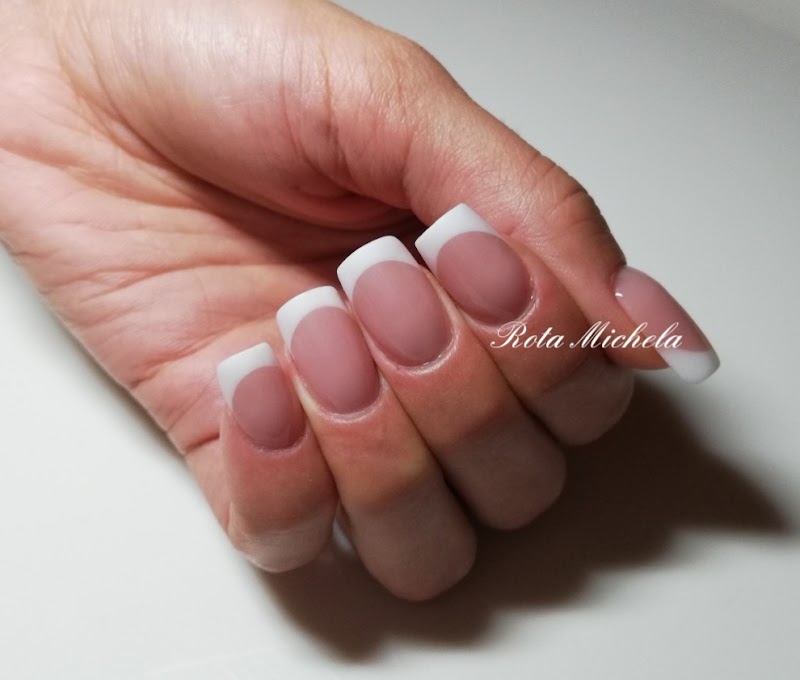Miró Artistic Nails & Beauty di Rota Michela — estetista a Crema