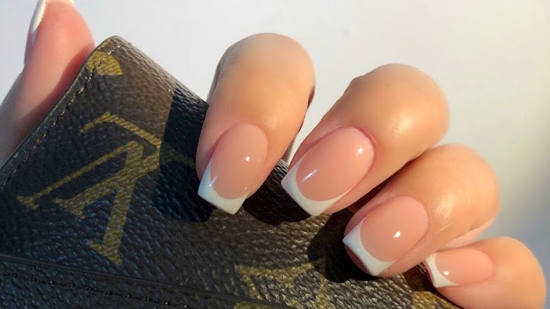 Nice Nail Spa — estetista a Milano