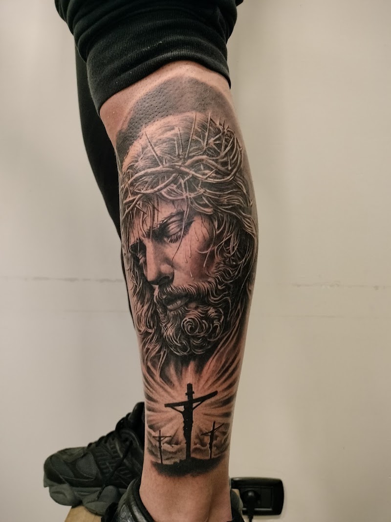 Andromac'Art Tattoo-Piercing — estetista a Agrigento