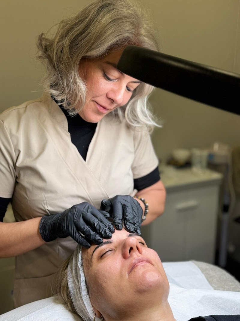 Corina Beauty Lab — estetista a Ladispoli