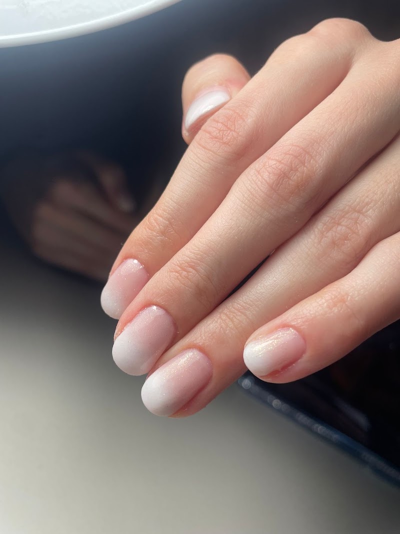 B Beauty & Nail URBAN SPA - Centro Estetico — estetista a Crema