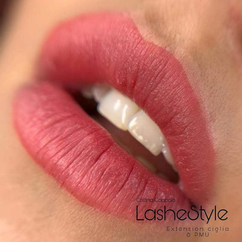 LasheStyle Extension ciglia & Pmu-Trucco semipermanente Acicatena — estetista a Catania