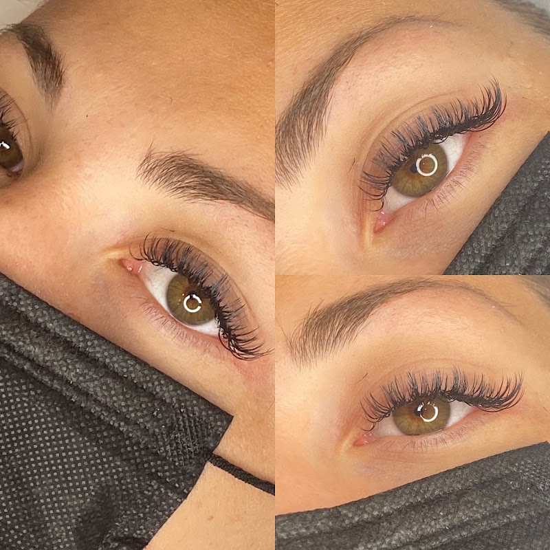 More Beauty Salon Di Alessandra Amore — estetista a Caltagirone
