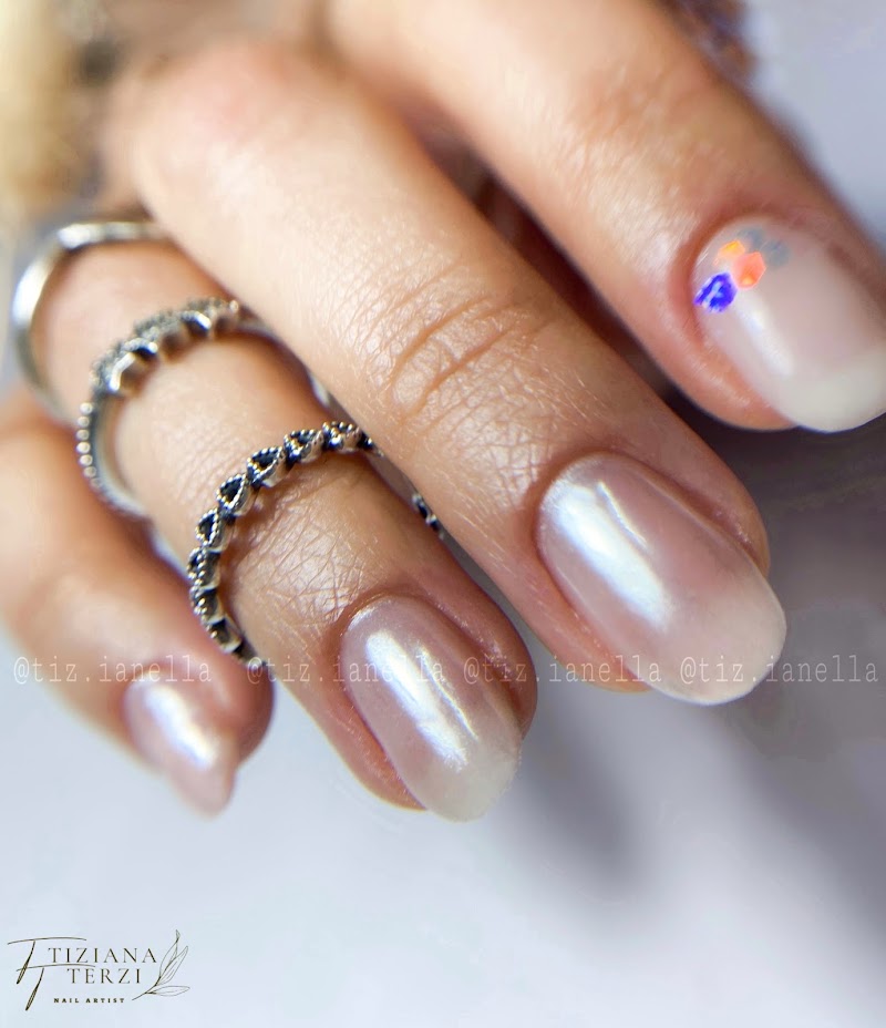 Tiziana Terzi Manicure & Pedicure — estetista a Cesano Boscone