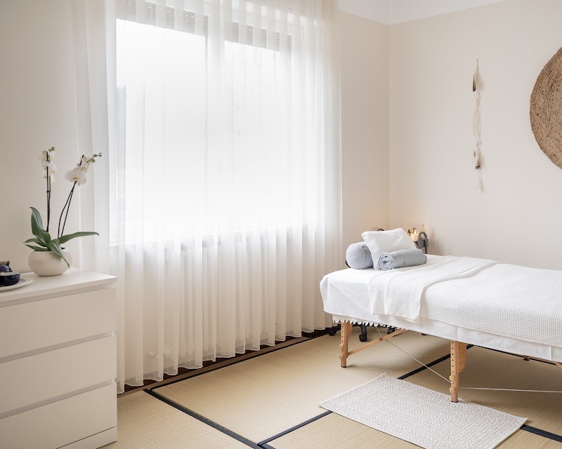 Laura Castelli - Facialist | Kobido — estetista a Bergamo