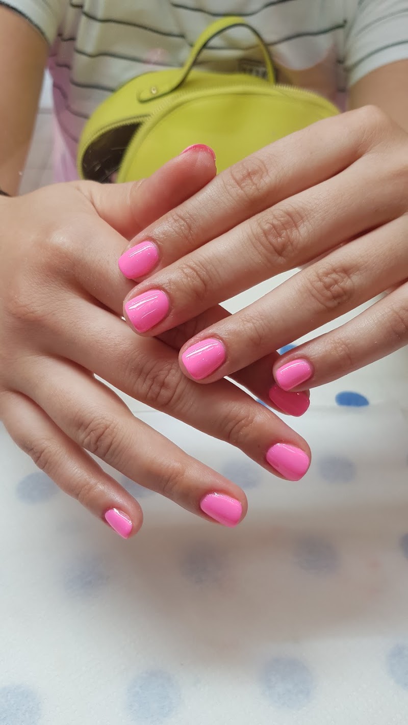 Clara Nails e Centro Estetico Cinisello Balsamo — estetista a Monza