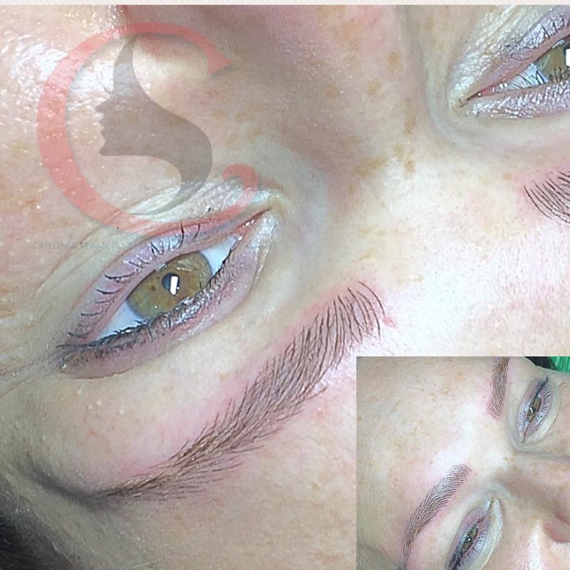 Microblading Cristina Albano Laziale - Permanent Make-up Artist Albano Laziale — estetista a Anzio