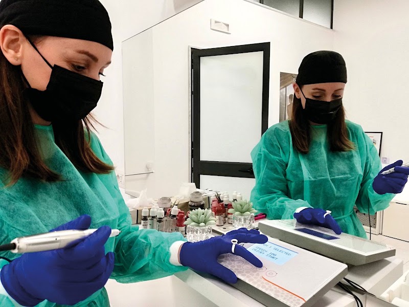 Albina Semeraro - PMU Dermopigmentazione e Trucco Permanente — estetista a Brindisi