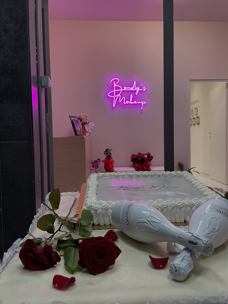 Bondy’s Make-Up Beauty Artist — estetista a Ercolano