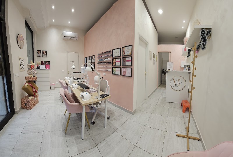 Vi lab Beauty&Nails — estetista a Roma