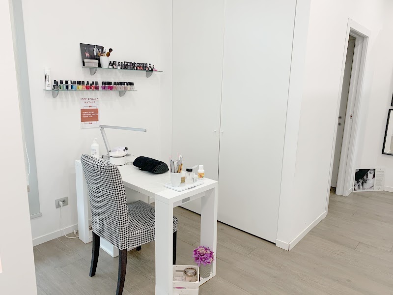 ESTETICH - T&T Beauty Center - Monza — estetista a Monza