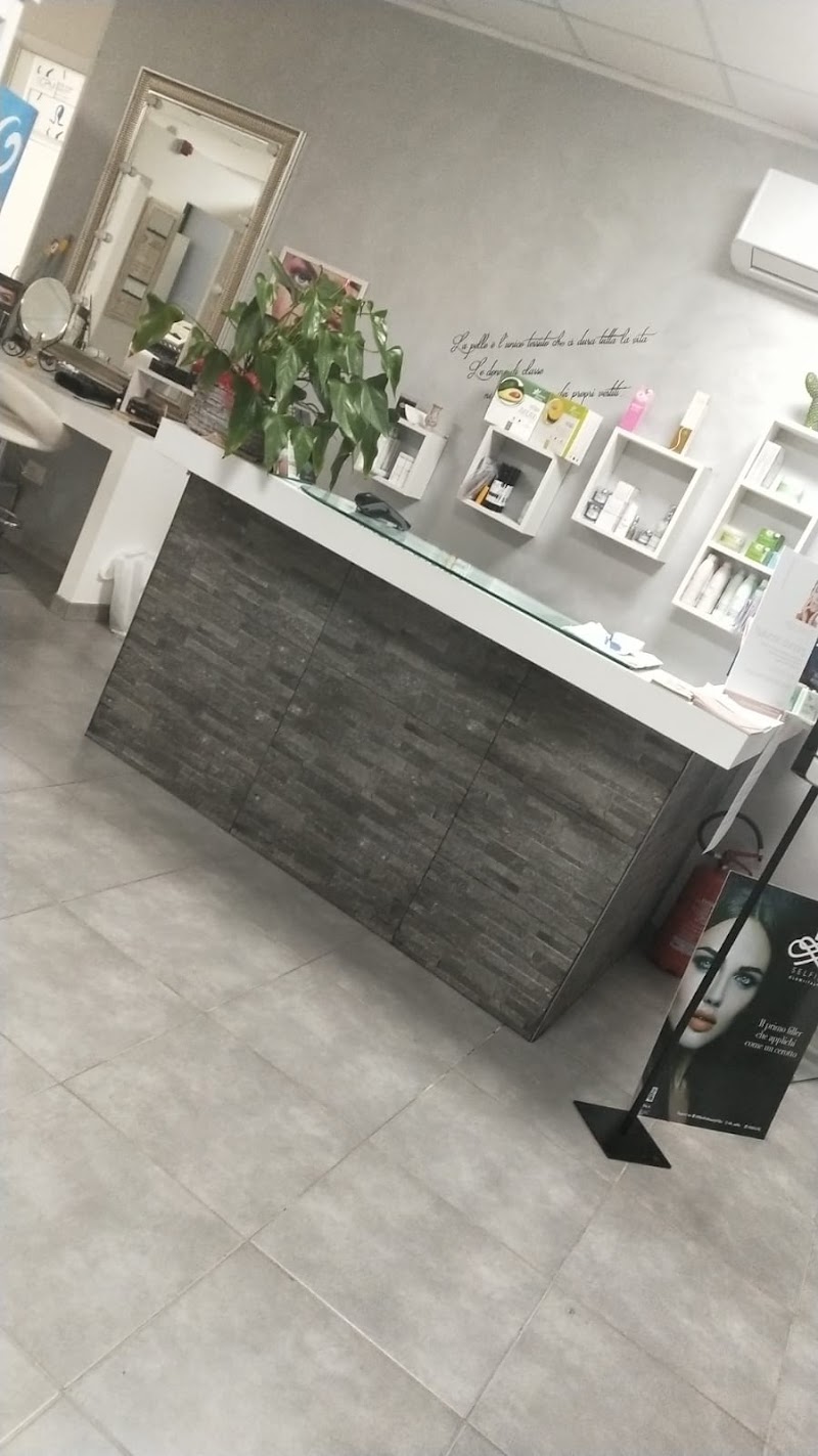Centro Benessere Di Baggi Maria Consuelo — estetista a Cassano Magnago
