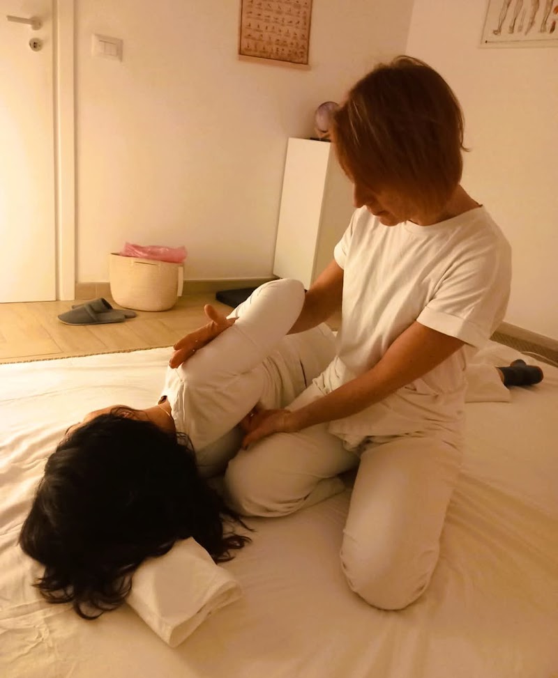 STUDIO SHIATSU di Margherita Iurlo — estetista a Bari