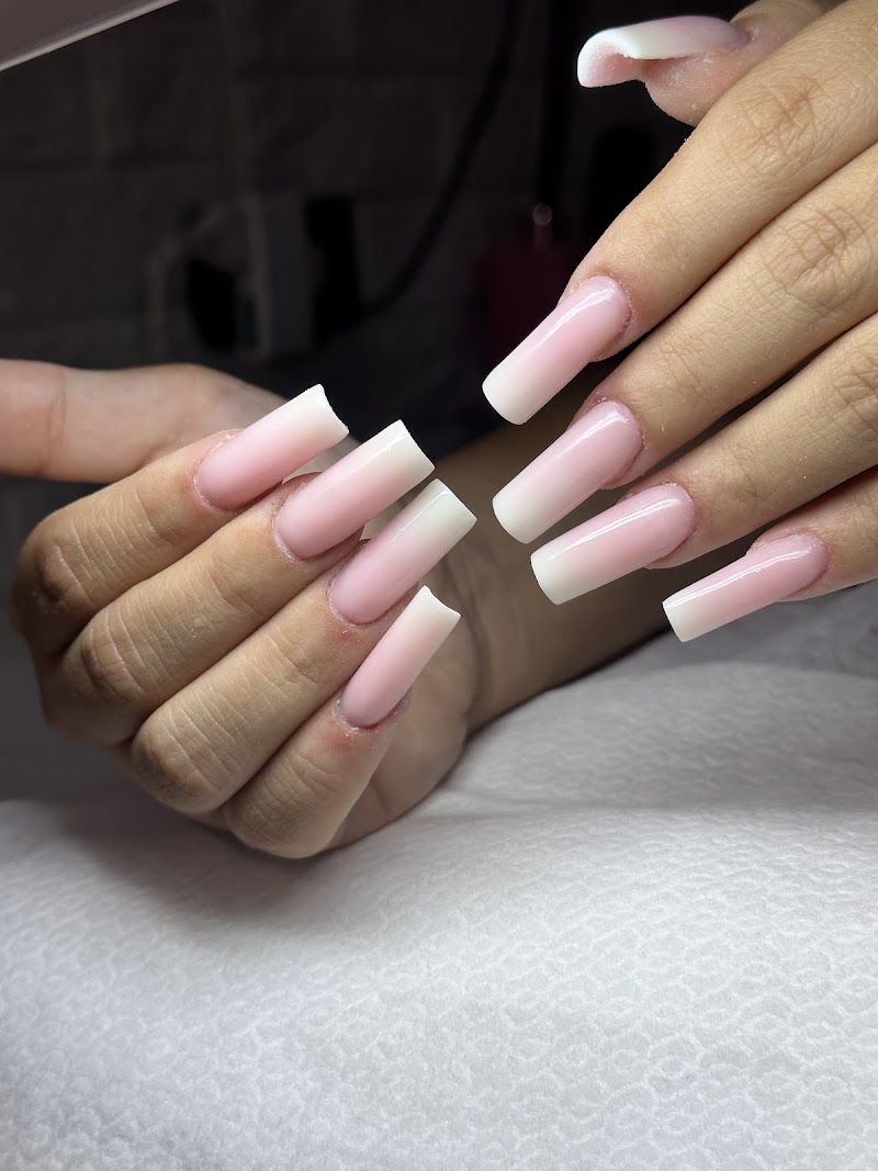 Luisa Nails & Beauty — estetista a Ercolano