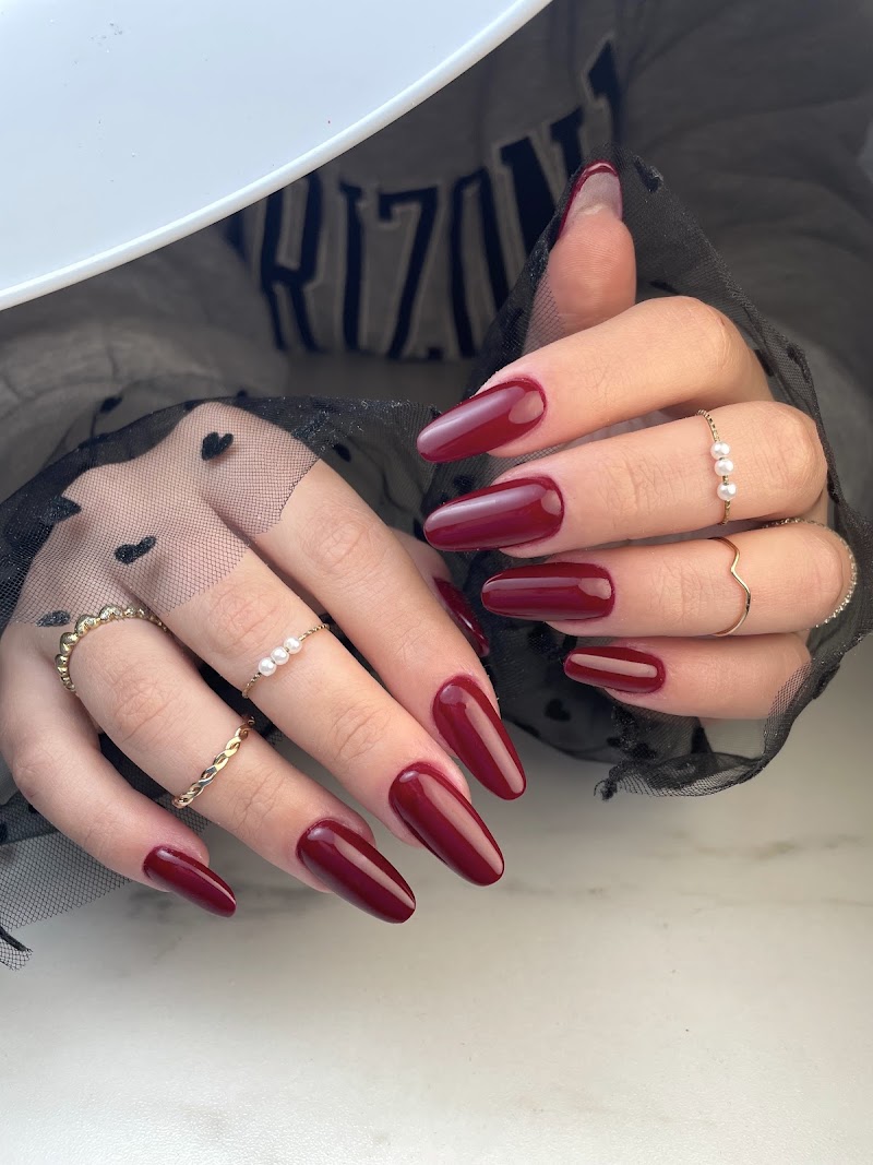 Alice In Wondernails — estetista a Busto Arsizio