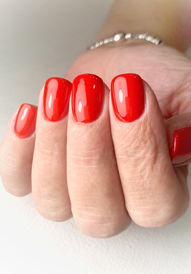 Orma Nails & Beauty — estetista a Treviglio