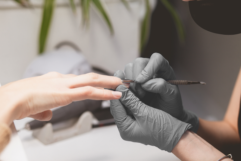 Aura Nail Studio — estetista a Ciampino
