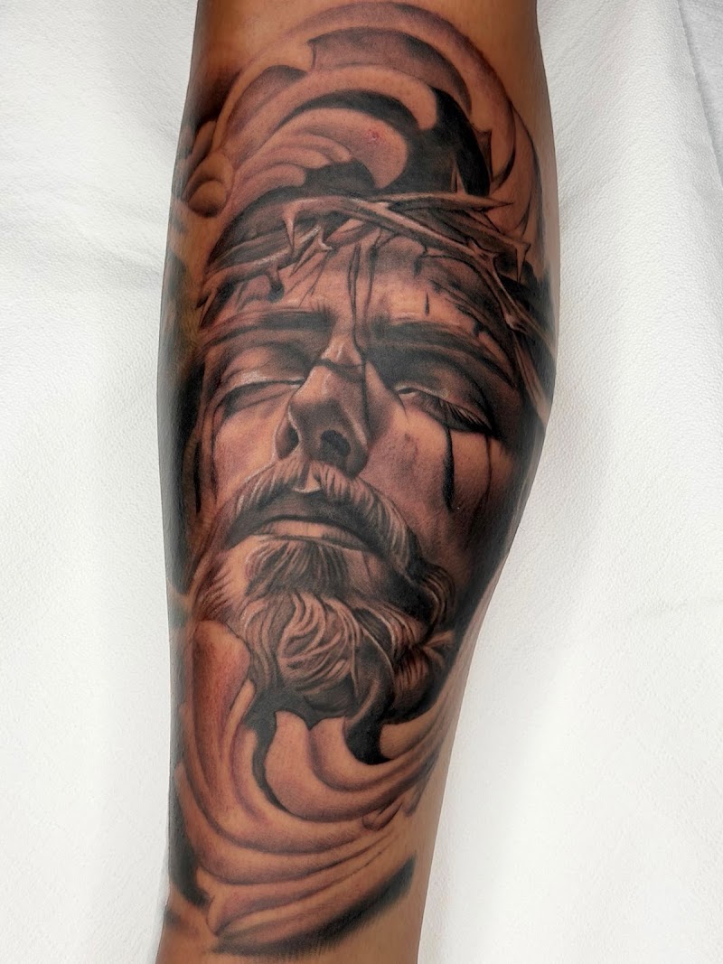 Scagio Gage Tattoo Studio — estetista a Cervinara