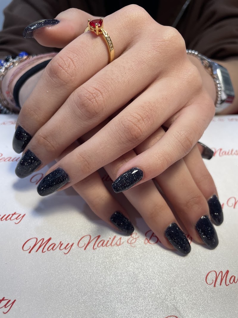 Mary Nails & Beauty — estetista a Cesano Maderno